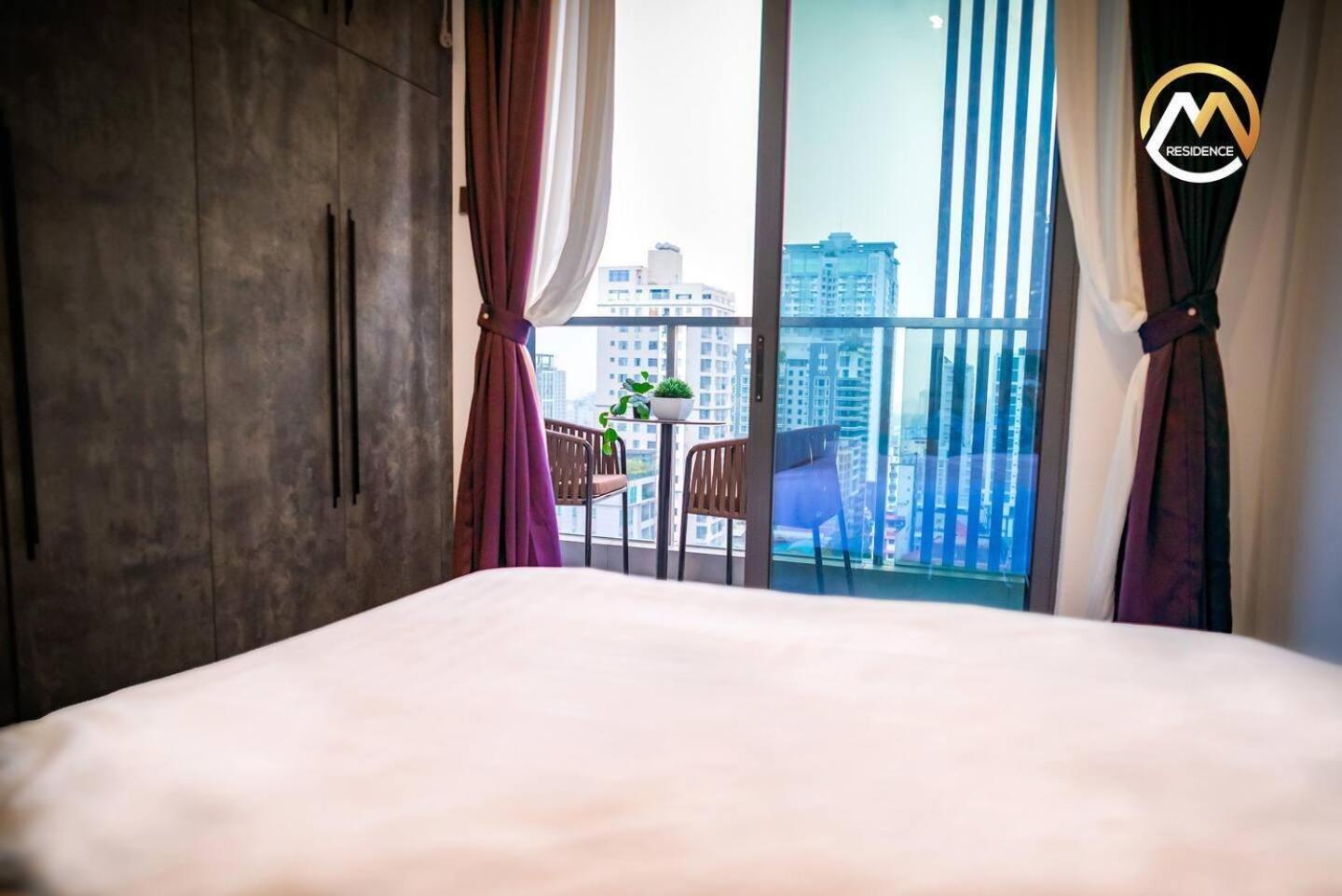 Hotel Serviced Apartments Top One Infinity Pool With View Of 360 Degree Пномпень Экстерьер фото