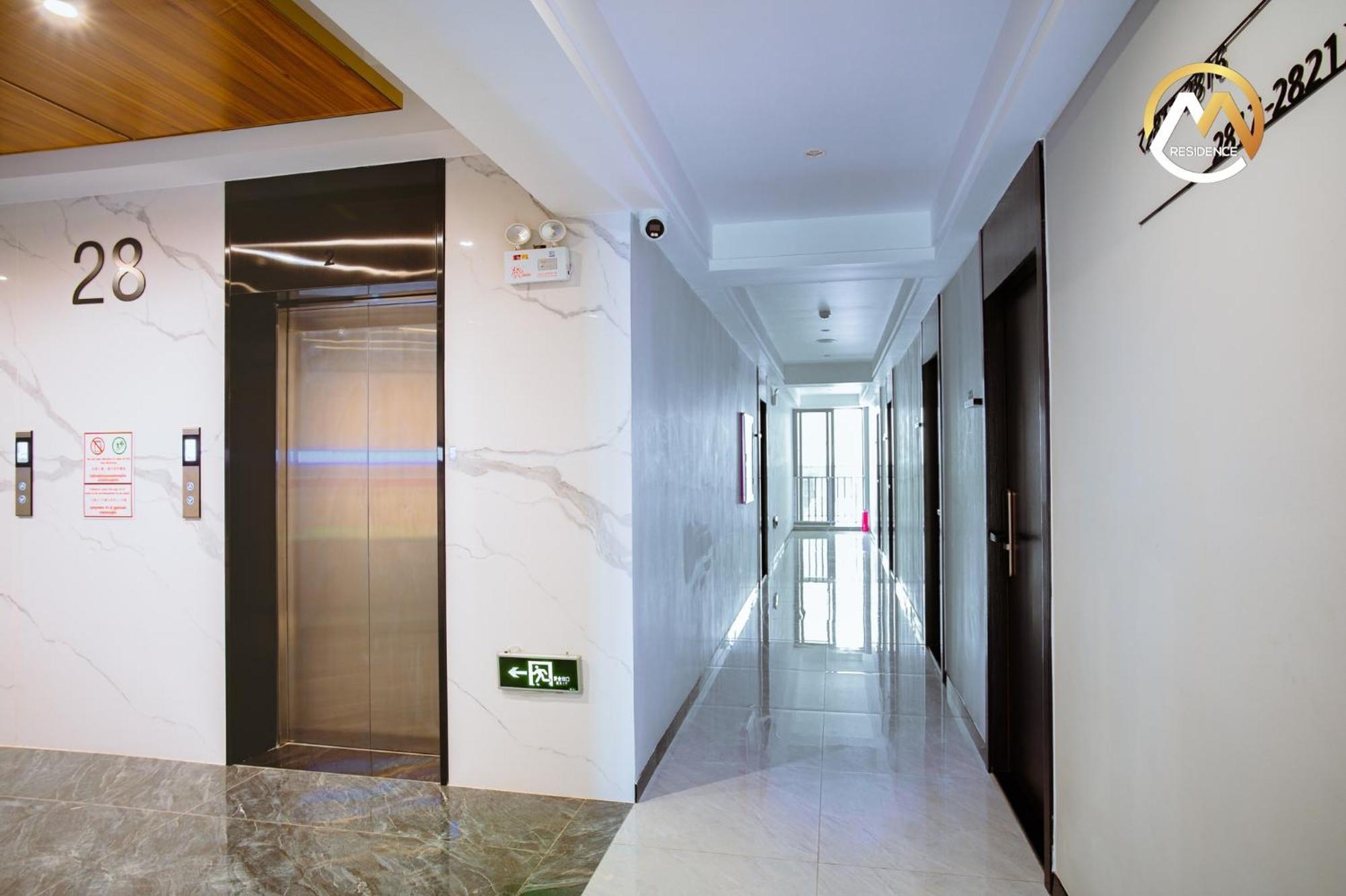 Hotel Serviced Apartments Top One Infinity Pool With View Of 360 Degree Пномпень Экстерьер фото